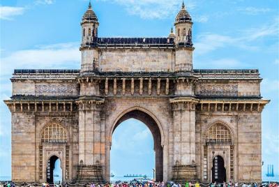 Excursión privada de día completo al sur de Mumbai con el barrio pobre de Dharavi