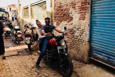 Tour guiado de Bombay a Mumbai en moto