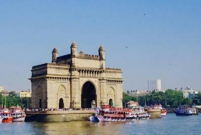 Mumbai Tour Combo: Bollywood y City Tour de medio día