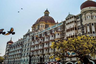 Excursión privada de un día a la ciudad de Mumbai con excursión a las cuevas de Kanheri