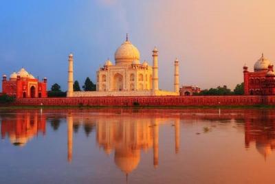 Excursión privada de 02 días al amanecer Tajmahal en vuelo desde Mumbai