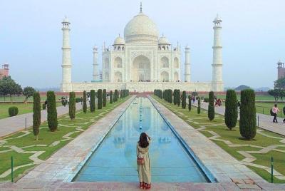 Excursión privada de 2 días a Taj Mahal, Agra desde Mumbai con vuelos comerciales de regreso