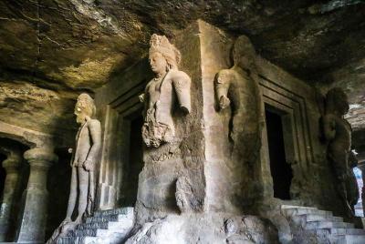 Visita guiada a pie de las cuevas de Elephanta, Mumbai Visita guiada a pie de las cuevas de Elephanta, Mumbai