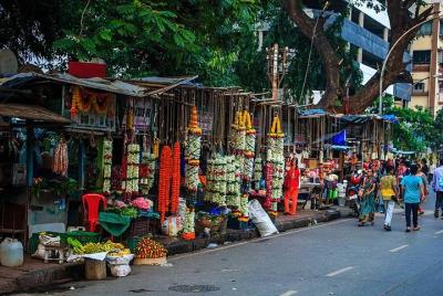 Visita guiada por audio de la colonia Matunga y Dadar Parsi, Mumbai Visita guiada por audio de la colonia Matunga y Dadar Parsi, Mumbai
