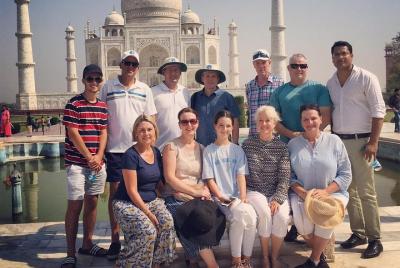 Tour de día completo por Agra con Taj Mahal desde Mumbai en avión