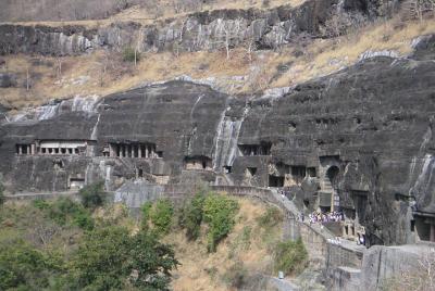 Visita a las cuevas de Aurangabad, Ajanta y Ellora con vuelo desde Mumbai (3 días)