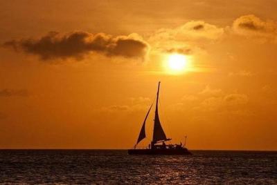 Sunset Sail en Mumbai Harbor - Fines de semana (en común)