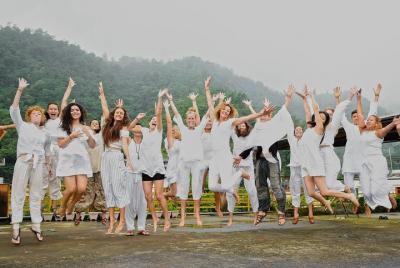 Curso de profesorado de yoga de 200 horas.