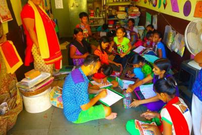 Mumbai-Día completo de los 5 sentidos de la gira. Gente, comida, historia, Bollywood, mercados y más