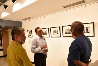 Experimente la galería de arte de fotografía