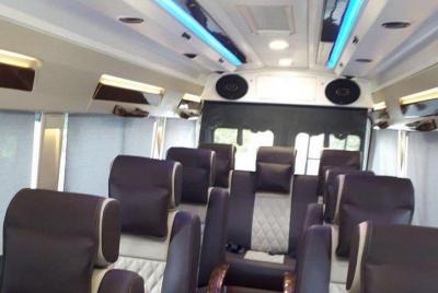 Traslado privado de llegada desde el aeropuerto de Mumbai al hotel, que incluye asistencia VIP