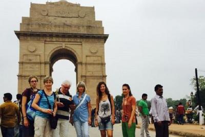 Excursión privada de día completo a Nueva Delhi y Nueva Delhi