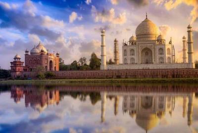 4 días: Tour del Triángulo Dorado con clase de cocina {Taj Mahal al amanecer}