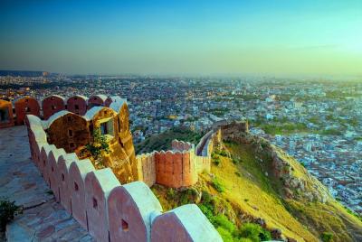 Excursión turística de día completo de Jaipur en vehículo con aire acondicionado Incluye guía