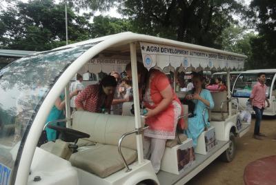 India taj mahal tour de un día en tren expreso