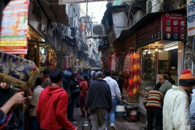 Recorrido de 3 a 4 horas por el patrimonio de Delhi con paseo en tuk-tuk donde sea necesario