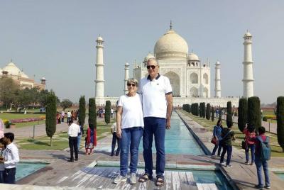 La experiencia de Agra: Tajmahal, Fuerte de Agra, Fatehpur Sikri y Village Safari