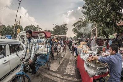 Únase al recorrido a pie del antiguo bazar de Delhi