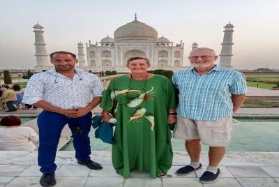 Excursión privada de un día al Taj Mahal en coche con guía