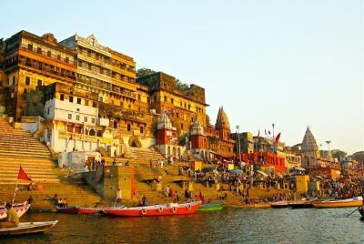 Excursión de un día a Varanasi desde Delhi con vuelos comerciales de regreso