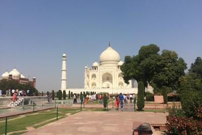 Excursión de un día al Taj Mahal desde Mumbai a través de Delhi Incluye boletos aéreos de ida y vuelta