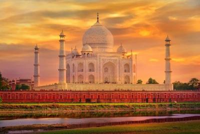 Taj Mahal en un fin de semana ex-Mumbai: un viaje guiado privado de lujo