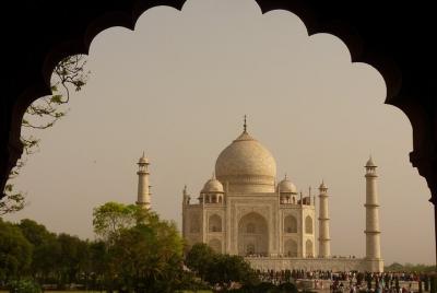 Taj Mahal en un fin de semana ex-Chenna: un viaje guiado privado de lujo