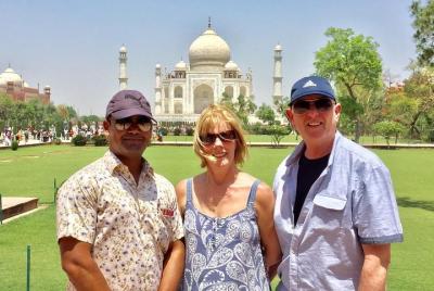 Delhi Agra y Taj Mahal Excursión privada de un día en coche con almuerzo