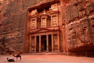 Jordan Horizons Tours: Petra y Wadi Rum 2 días 1 tour nocturno desde la frontera de Eilat