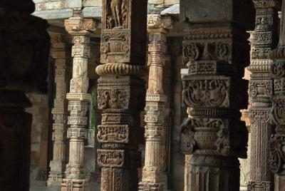 Traslado privado al aeropuerto: Aeropuerto Internacional Indira Gandhi (DEL) a Nueva Delhi