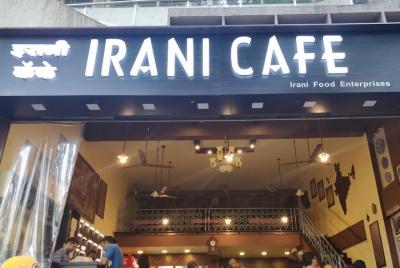 Excursión privada de medio día a los cafés iraníes de Pune
