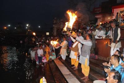 Dehradun a Rishikesh ArirportTransfers + Hotel + Sightseeing Dehradun a Rishikesh ArirportTransfers + Hotel + Sightseeing