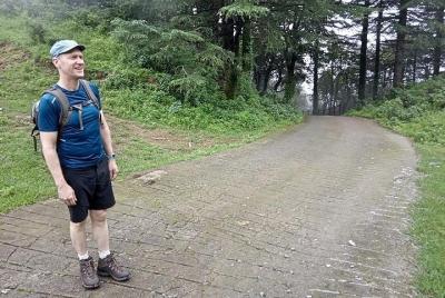 Tour a pie de Mussoorie: final de Waverly to Clouds Tour a pie de Mussoorie: final de Waverly to Clouds