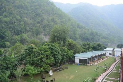 A / C estancia en cabaña y aventura en Rishikesh A / C estancia en cabaña y aventura en Rishikesh
