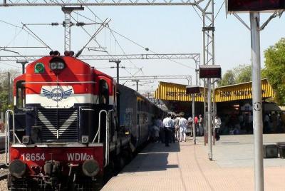 Traslados privados entre la estación de tren Sawai Madhopur y los hoteles drop