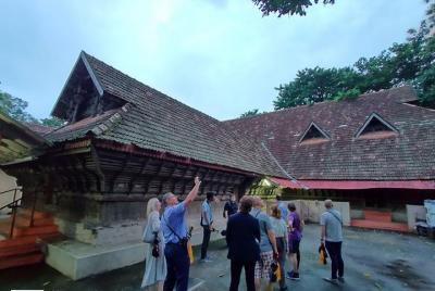 Recorrido a pie privado Trail Kingdom of Gods Recorrido a pie privado Trail Kingdom of Gods