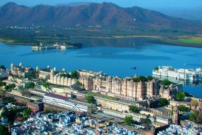 Entradas electrónicas sin colas al palacio de la ciudad de Udaipur con guía