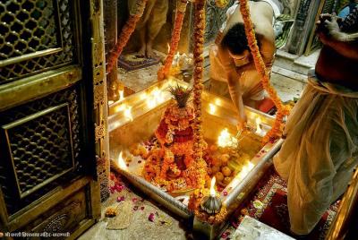 Visita al templo de varanasi
