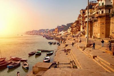 Visita guiada privada a Varanasi con paseo en barco Visita guiada privada a Varanasi con paseo en barco
