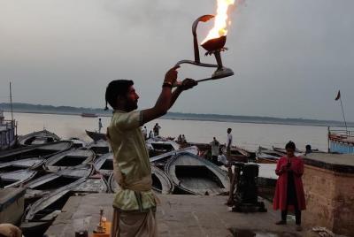 Desde Varanasi: recorrido por los templos con los mercados y la tarde Aarti