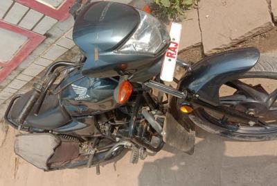 Bicicleta en alquiler en Varanasi