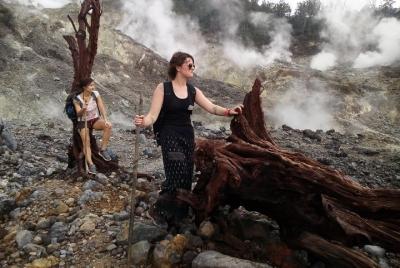 Caminata por el volcán y aventura en la selva.