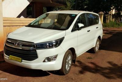 Traslado al aeropuerto - Aeropuerto Internacional Lal Bahadur Shastri, Varanasi a Hoteles Varanasi