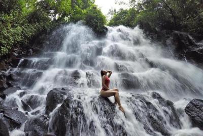 Lo mejor de la cascada de ubud - columpio en la jungla - terraza de arroz, boleto todo incluido  Lo mejor de la cascada de ubud - columpio en la jungla - terraza de arroz, boleto todo incluido
