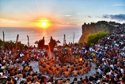 Medio día Uluwatu Sunset y Kecak Dance Tours