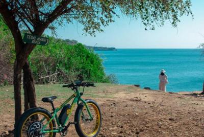 Jimbaran Beach E-Bike Tour de medio día
