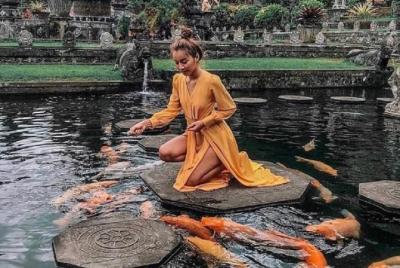 Puertas del cielo Bali - Tirta Gangga - Virgin Beach con tour privado Puertas del cielo Bali - Tirta Gangga - Virgin Beach con tour privado