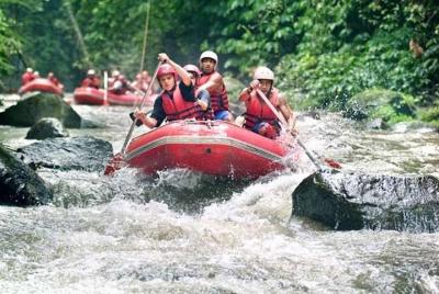 Experimente ATV Ride and River Rafting Adventure Experimente ATV Ride and River Rafting Adventure