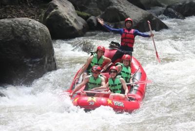 Rafting en Bali, incluido almuerzo y transporte Rafting en Bali, incluido almuerzo y transporte