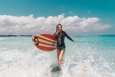 Día completo de clases de surf en Canggu Bali con servicio de transporte Día completo de clases de surf en Canggu Bali con servicio de transporte